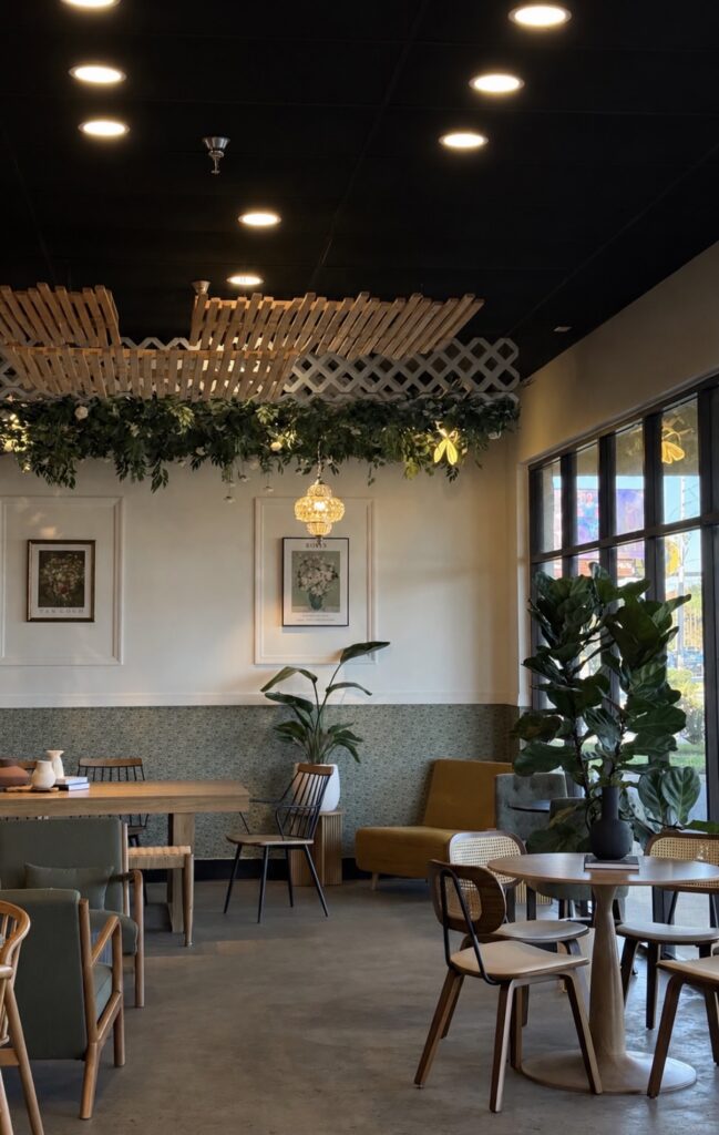 Black Phin Coffee Bar Makes a Quick Comeback with Soft Opening This Weekend — Bungalower Orlando, Celebration Dining news
