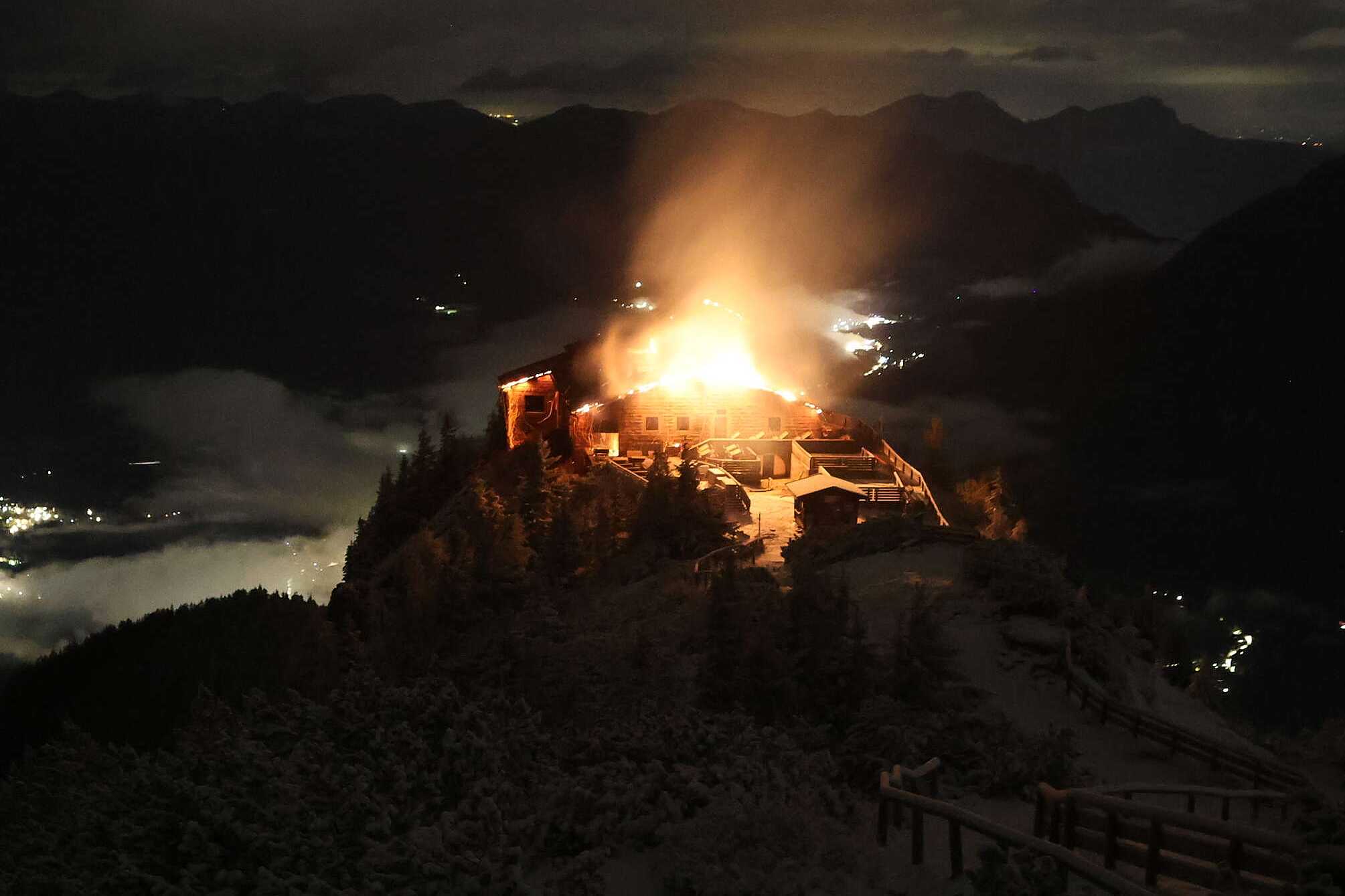 Fire devastates Eagle's Nest retreat built for Hitler in Germany; A suspect is detained — WESH 2 Orlando