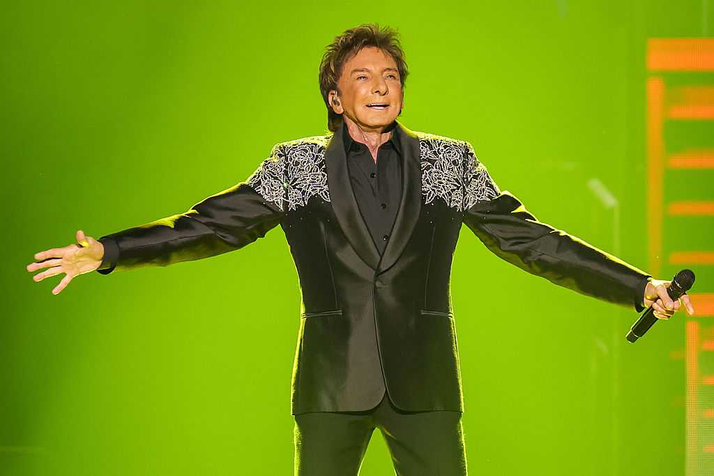 Barry Manilow cancels Vegas shows days after return  — WESH 2 Orlando, Celebration Community news