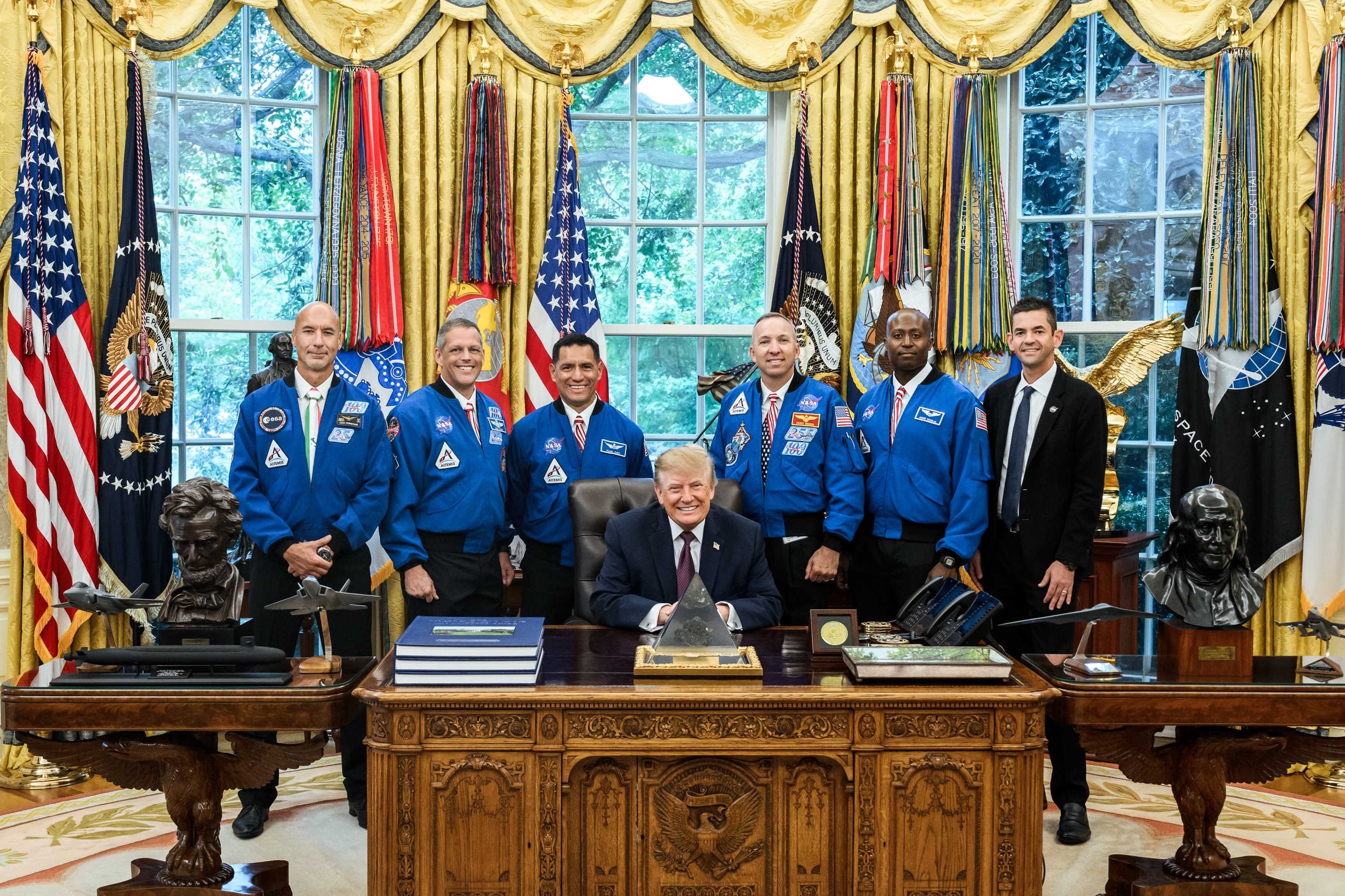 From Apollo’s largest moon rock to Artemis III’s first stack — America’s lunar return accelerates — WESH 2 Orlando