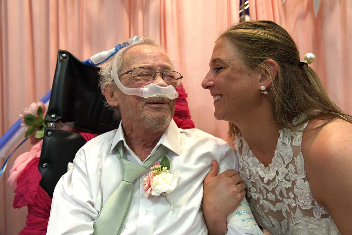 Father granted final wish to walk daughter down the aisle — WESH 2 Orlando