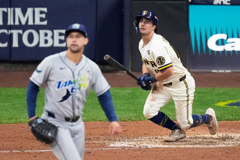 Frelick and Pratt lift Brewers to 5-4 comeback win over Rays and 2-0 World Series lead — WESH 2 Orlando, Celebration Sports news