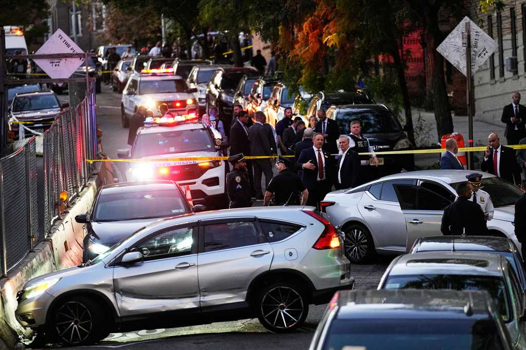 ICE officers shot New York man because they believed they were in danger, official says — WESH 2 Orlando