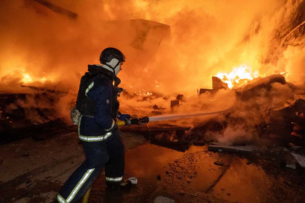 A ceasefire in a devastated Ukrainian city holds for its first 30 hours, officials say — Celebration Community news