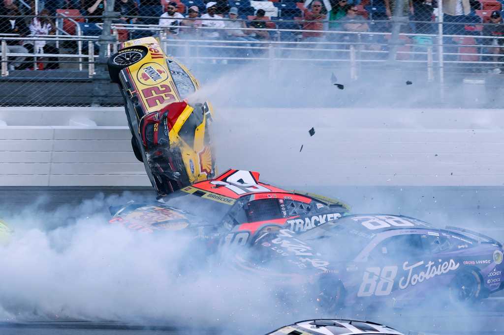 NASCAR race at Talladega was stopped after Joey Logano's car went airborne in scary 15-car wreck — WESH 2 Orlando, Celebration Community news