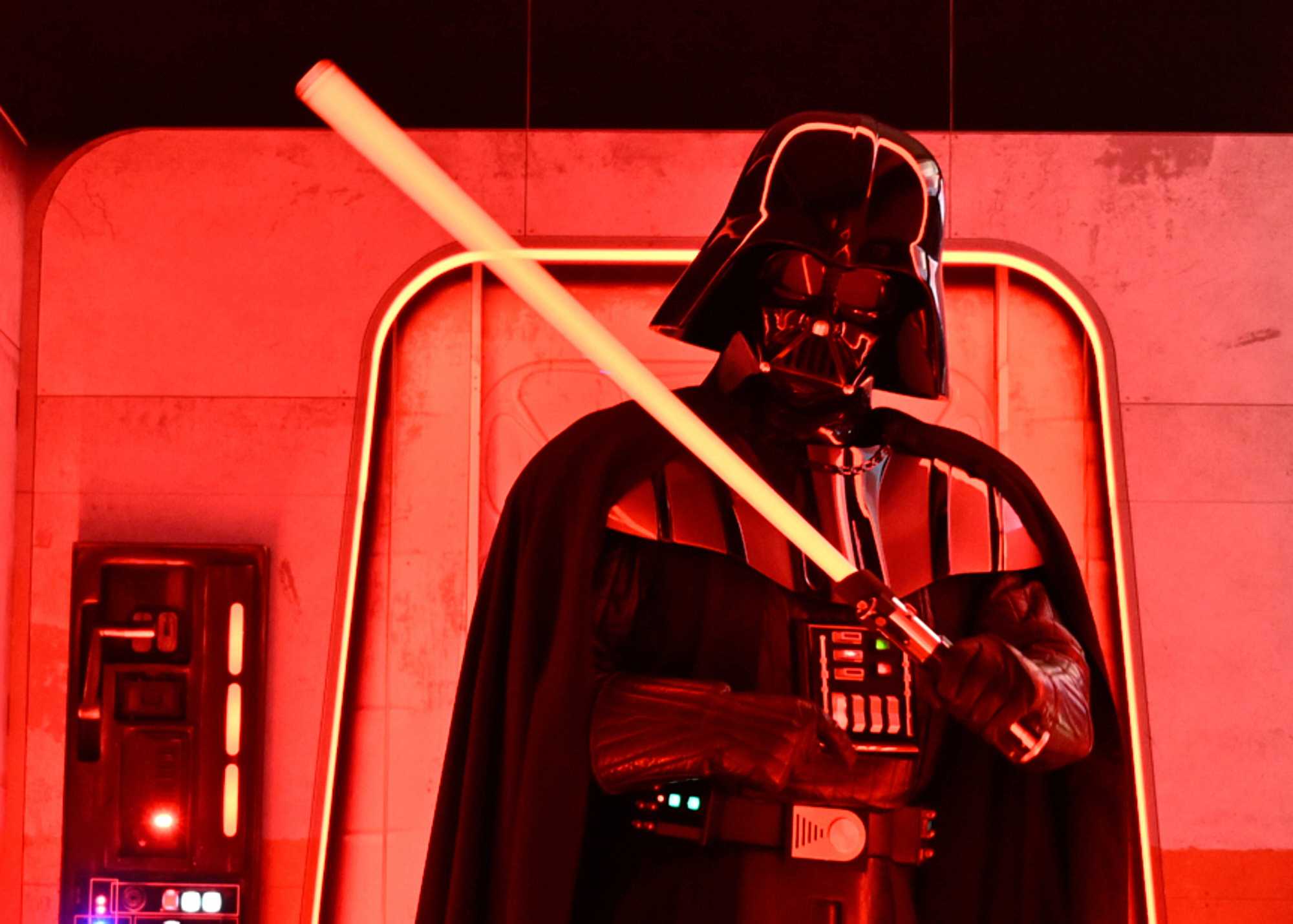 Lightsaber Darth Vader used in 'Empire Strikes Back' goes up for auction — WESH 2 Orlando, Celebration Community news