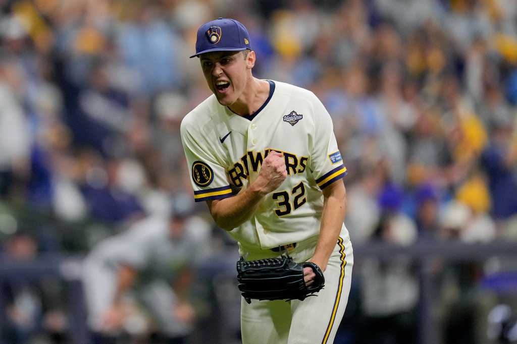 Brewers withstand Rays’ comeback attempt to win 3-2 in Game 1 of World Series — WESH 2 Orlando