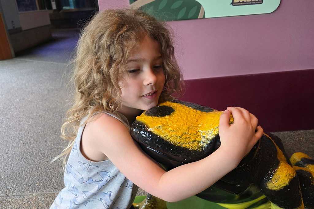 Youngest Oregon school shooting victim was a fearless climber who loved stuffed animals — WESH 2 Orlando
