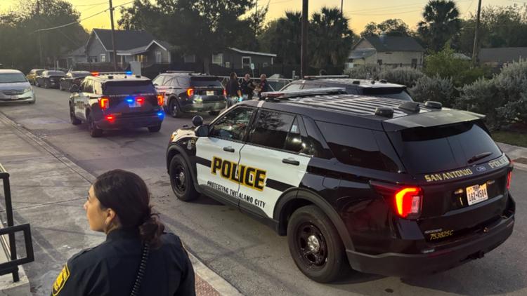 Investigation underway after man hospitalized with stab wounds in San Antonio, police say — KENS 5 (San Antonio), Celebration Health news